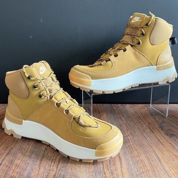 Nike Shoes - Nike City Classic Women's Ankle Boot Wheat Low Profile Slim Toe Box Size 11.5